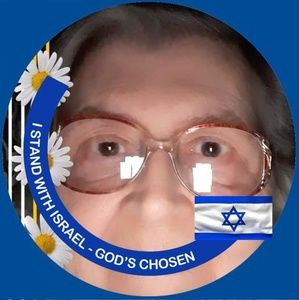 Meet your Posher, Clara